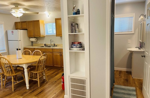 Mayfield Cottage | NEWLY RENOVATED! Large sandy beach & swim area. Cute 3 bedroom lake house
