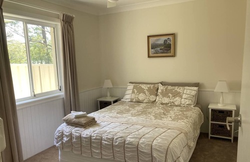 Basin View House | Newly Renovated Luxury Home - Pet Friendly