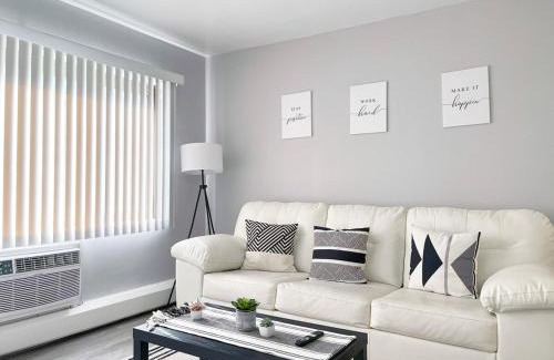 Garfield Heights Apartment | Newly Renovated Modern 5 Star First Floor Unit