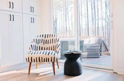 Apex House | Newly renovated modern & spacious home complete with a private pool!