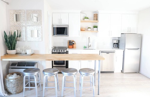 Montauk Apartment | Newly Renovated Montauk Condo with Ocean Views!