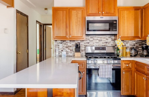 Jim Thorpe Cabin | Newly renovated mountain escape near hiking/skiing/lakes/shops/restaurants