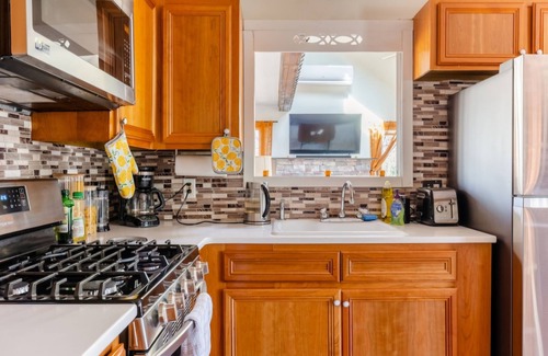 Jim Thorpe Cabin | Newly renovated mountain escape near hiking/skiing/lakes/shops/restaurants