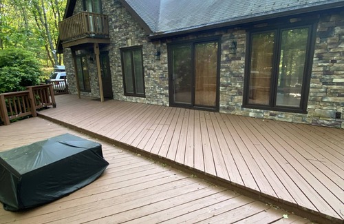 Jim Thorpe Cabin | Newly renovated mountain escape near hiking/skiing/lakes/shops/restaurants
