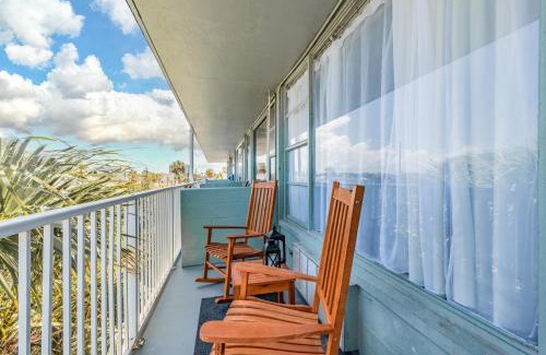 East Daytona Apartment | Newly Renovated Oceanfront Studio w/ Balcony - Daytona Beach