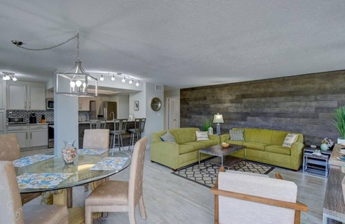 Stuart Condo | Newly Renovated Ocean Front Condo