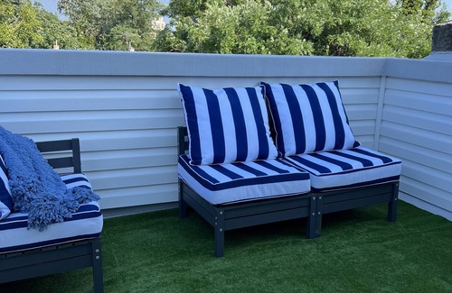Glenwood Apartment | Newly renovated one bedroom with rooftop balcony!