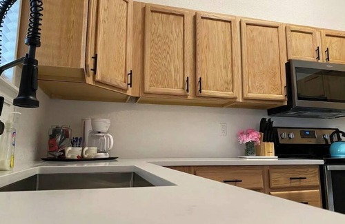 Northglenn House | 🏠 NEWly renovated, Private & Spacious Home