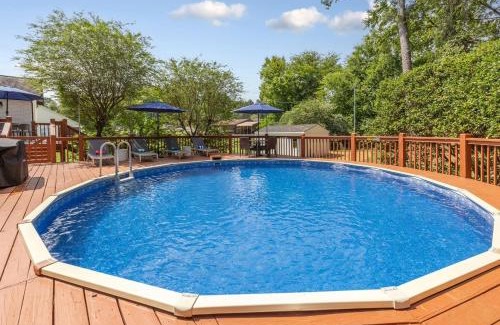 Pineville House | Newly Renovated-Private Pool & Huge Deck