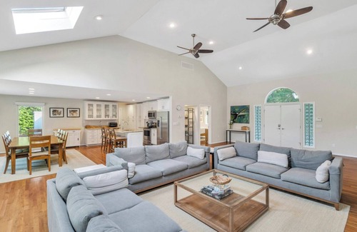 East Quogue House | Newly renovated Quogue Estate, Short Walk to the Beach, Private Pool and.