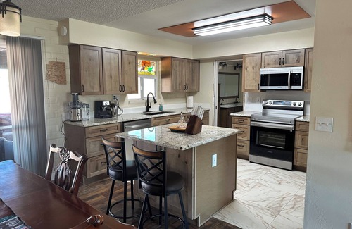 Green Valley Fairways House | Newly renovated, quiet 2-bedroom house with WiFi, AC in tranquil Green Valley.