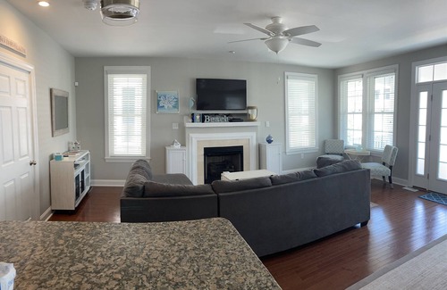 North End Condo | Newly renovated rental on Asbury!