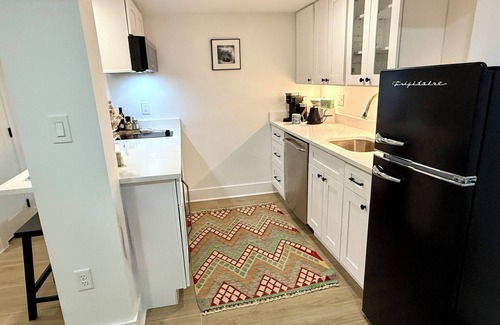 Petworth Apartment | Newly renovated studio with private entrance in Petworth, DC