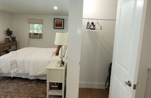 Fairfield Cottage | Newly renovated studio with private pool