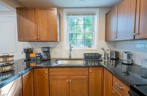 Dearborn House | Newly Renovated Townhouse on a Tranquil Street