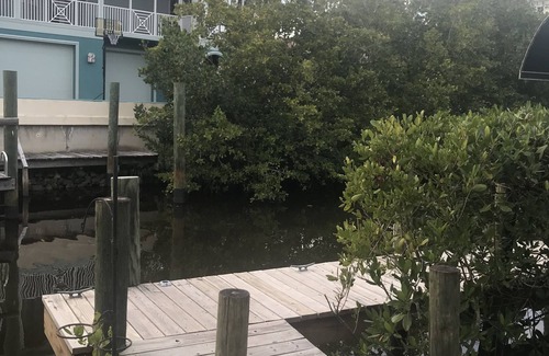 Bonita Shores House | Newly Renovated gulf access private duplex