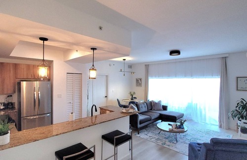 Deerfield Beach Apartment | Newly renovated 2/2 apt-2 min walk to the beach and restaurants