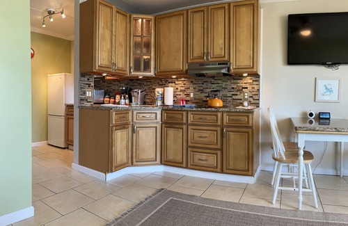 Wildwood Crest Condo | Newly Renovated Condo in Wildwood Crest