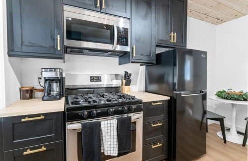 Big Bear Lake House | Newly Renovated Villa 6 Beds Fenced-in Backyard