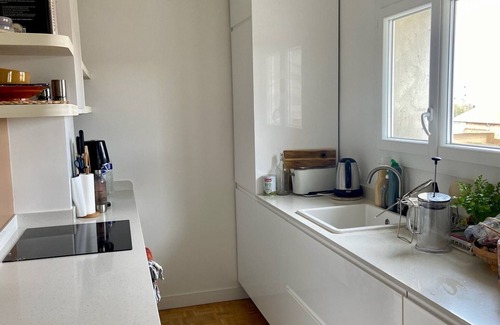 Pantin Apartment | Newly renovated, vintage, design and cosy apartment with canal view and parking space