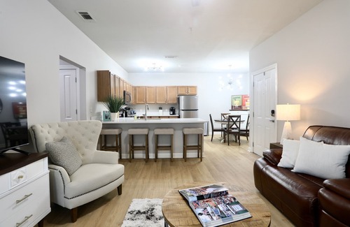 Oxford Condo | Newly Renovated! Walk to campus! "Another Spot that Calls"