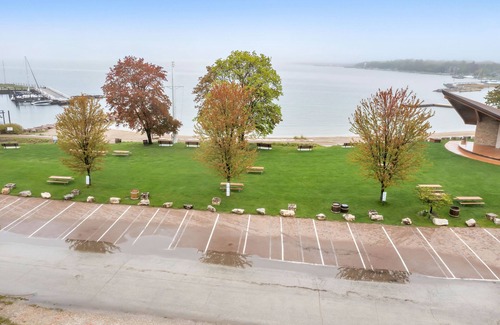 Sister Bay House | Newly renovated! Walking distance to everything!