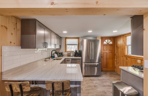 Winchester House | Newly renovated year-round LAKEFRONT rental on Highland Lake! Sleeps 8-9!