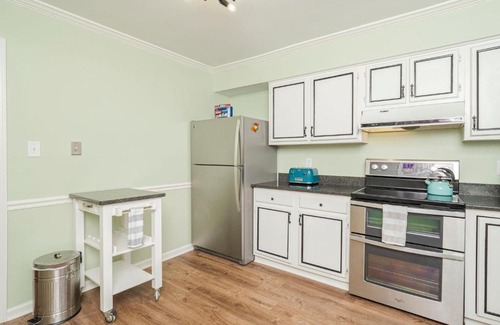 Cary House | Newly Updated 3 Bedroom Townhome in Heart of Cary