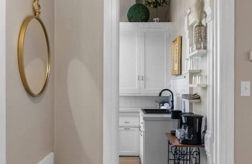 Neenah Apartment | Newly Updated|Historic|PETS!