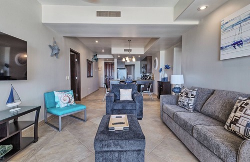 Puerto Penasco Condo | Newly Updated Las Palomas 2BR/2Bath w/bonus area- Ocean Front Cristal - Phase 1