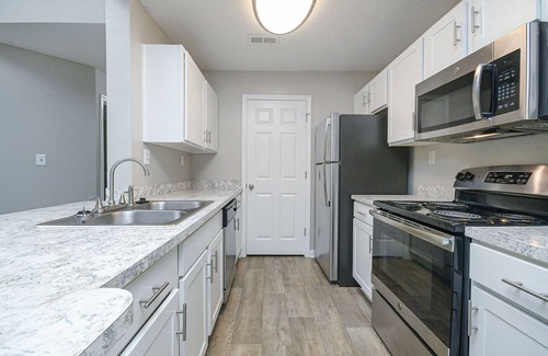 Newnan Apartment | Newnan Lakes 2Bd Corporate Apartment