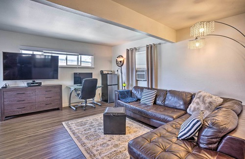 Balboa Peninsula Apartment | Newport Beach Vacation Rental - Short Walk to Pier