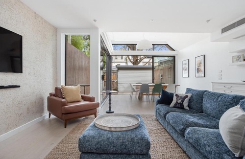Newtown House | Newtown Haven