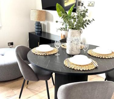 Bo'ness Apartment | Newtown Hideaway
