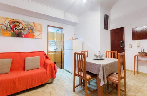 Costa de Caparica House | Next to Lisbon 100m from Beaches & Surf