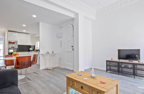 El Cabanyal Apartment | Next to the beachnnBrand new apartment with anything you might need.