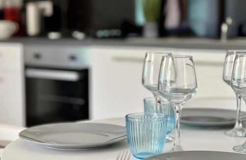 Cran-Gevrier Apartment | NEYT parking