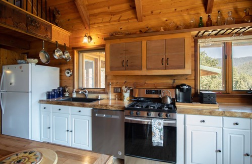 Springville Cabin | nFort Beatty ~ The former mountain home of Ned Beatty. Amazing views!