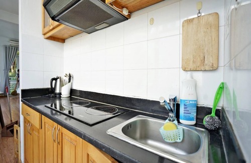 Truc Bach Apartment | Ng X/Ba Dinh Hanoi