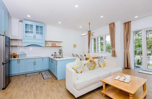 Phan Thiet Villa | Nhà phố ven Biển view hồ cho 6-8 pax