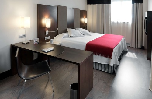 Los Barrios Hotel | NH Campo De Gibraltar
