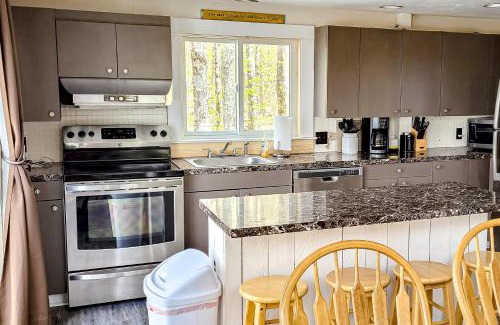 Campton House | NH Mountain Retreat