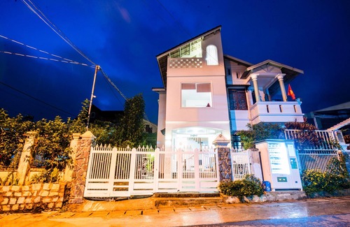 Phuong House | Nha Cua An 2