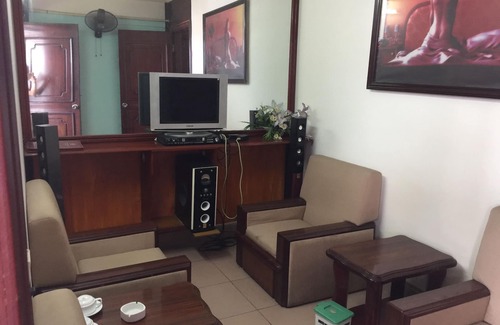 Cam Pha House | Nha Nghi Tham Quyen