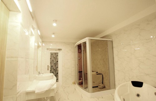 La Gi Hotel | Nhat Minh Hotel