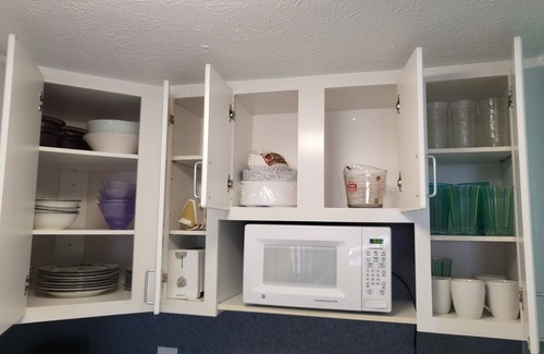 Atlantic Beach Apartment | Nice 1st floor studio a few steps to the beach with large pool at Bogue Shores.