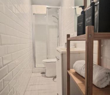 Leon XIII-Los Naranjos Apartment | Nice 2-bedroom apartment in downtown Seville Dionisio
