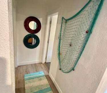 Midtown House | Nice 2 Twin bedroom - Best central location in Miami - Luggage storage, parking and Laundry for free!