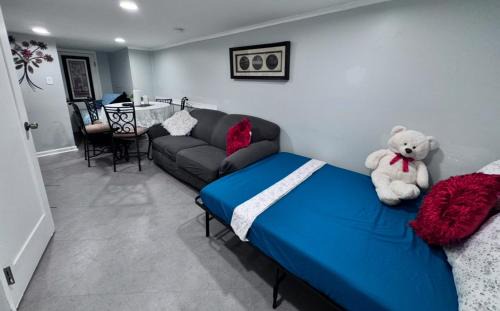 North Bergen Apartment | Nice 3 bedrooms apt 4 lovely group family 25 mins 2 NY City