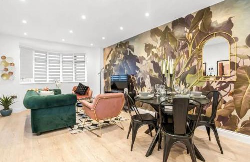 Uxbridge South Apartment | Nice and Cozy flat near Heathrow